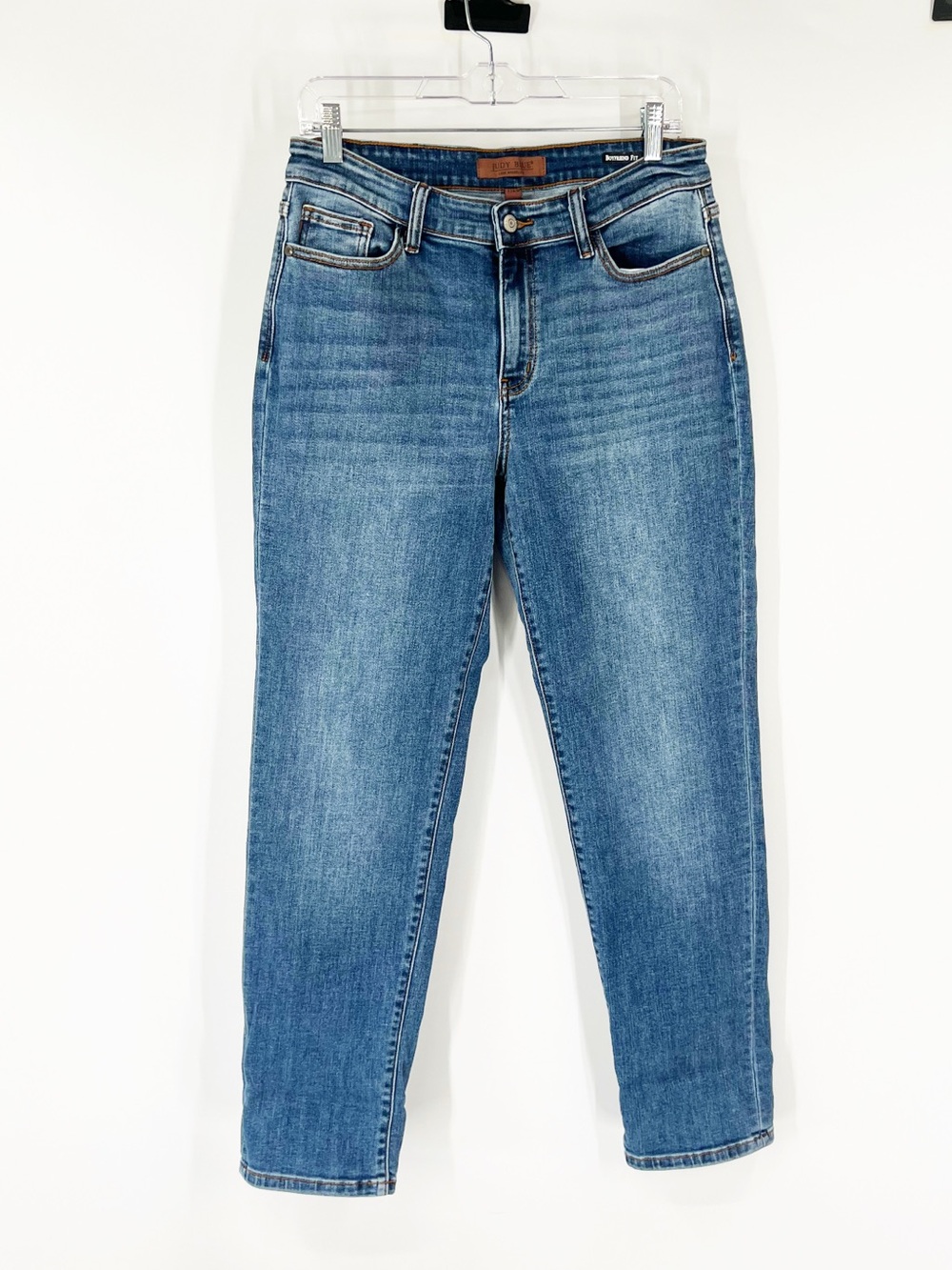 Judy Blue Mid-Rise Boyfriend Jeans